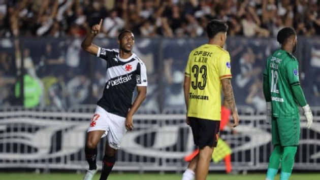 Đội của Coutinho lách qua cửa hẹp ở cúp Nam Mỹ