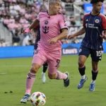 Đối thủ cũng ngả mũ trước Messi