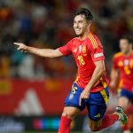 Đóng thế Rodri thành công, Zubimendi càng “đốn tim” Man City