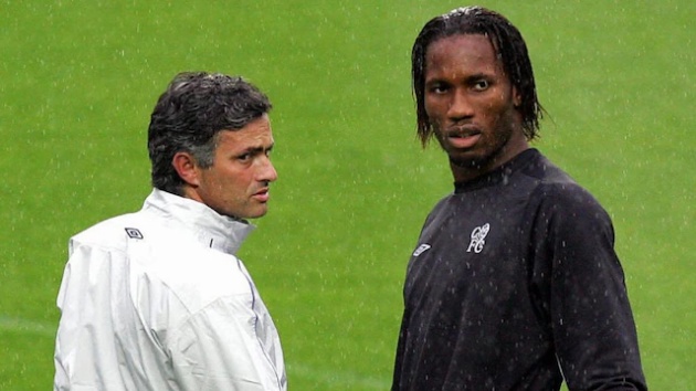 Drogba: ‘Mourinho như cha tôi, sao có thể phân biệt chủng tộc’