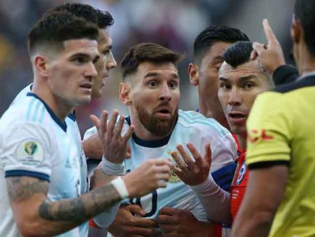 Đưa ra án phạt như “trò đùa”, LĐBĐ Nam Mỹ bất lực hoàn toàn trước Lionel Messi