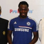 Essien đồng ý gia nhập Chelsea ngay khi Mourinho gọi