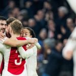 Europa League dậy sóng: Ajax lách qua khe cửa hẹp, MU có thể gặp Real Sociedad