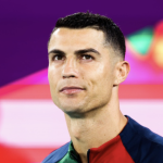 “Fernandes đã tránh mặt Ronaldo, chỉ còn Pepe thân với cậu ấy”