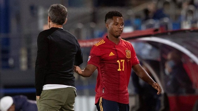 Gạch tên Fati khỏi ĐT Tây Ban Nha, Enrique phá vỡ im lặng