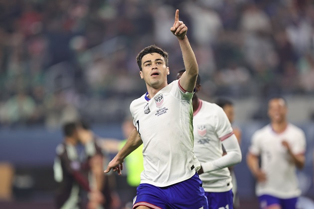 Gio Reyna nhận Quả bóng vàng CONCACAF