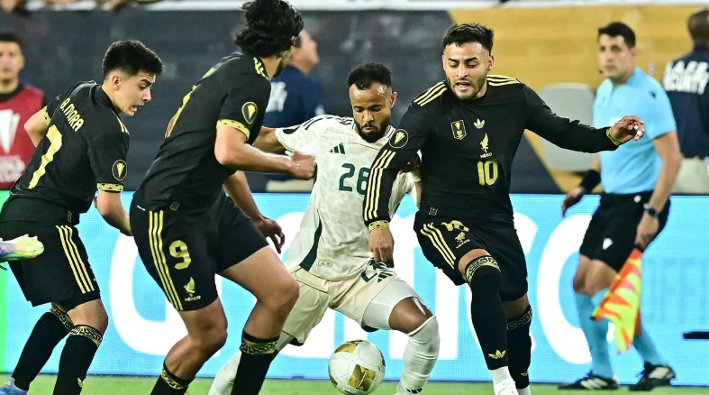Hạ gục Saudi Arabia, Mexico tiến vào bán kết Gold Cup CONCACAF