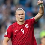 Haaland ghi bàn vượt mặt Mbappe