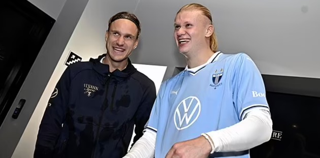 Haaland làm gì khi Ballon d’Or diễn ra?