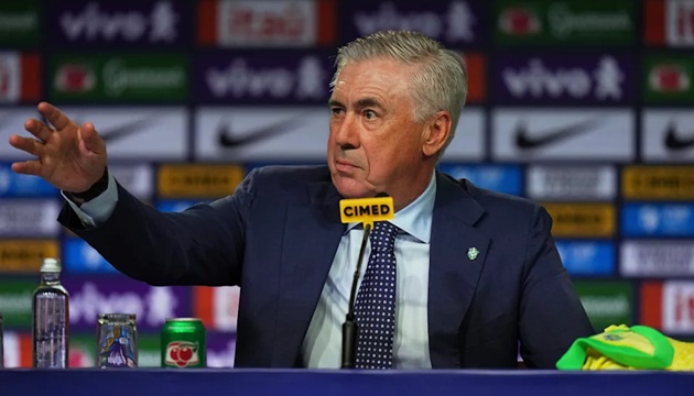 HLV Ancelotti nói không với Neymar, tin Vinicius tỏa sáng