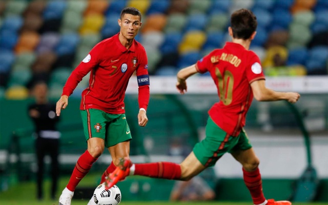 HLV nói về mục tiêu lớn mà Ronaldo chưa thực hiện được