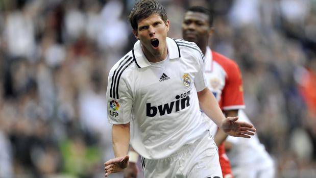 Huntelaar trở lại Ajax