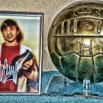 Huyền thoại Barca không tin vào chất lượng của danh hiệu Quả bóng vàng