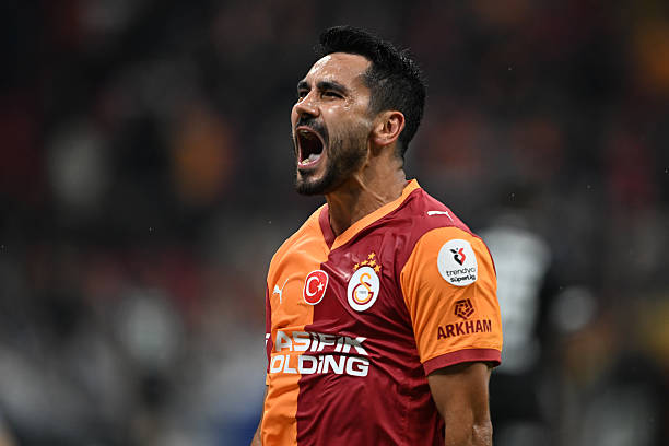 Ilkay Gundogan “giải cứu” Galatasaray trong trận derby nảy lửa