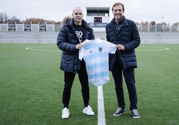 Iniesta mua CLB Đan Mạch