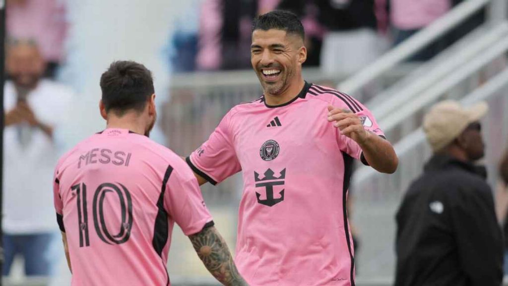 Inter Miami gia hạn Luis Suarez đến hết mùa giải MLS 2026