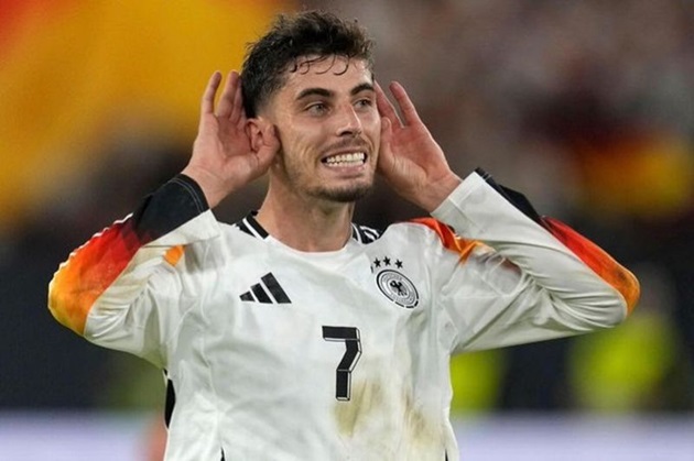 Kai Havertz vừa cho Arteta thấy anh chơi hay thế nào phía sau một tiền đạo cắm