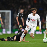 Kane nã hat-trick trong ngày Tottenham vùi dập đại diện đến từ Slovenia