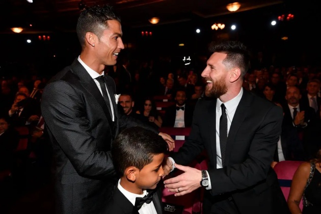 Kết thúc một kỷ nguyên – Messi và Ronaldo bị loại khỏi danh sách rút gọn QBV