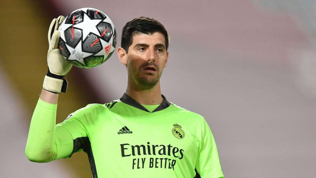 Không được FIFA lẫn UEFA đề cử, Courtois nói rõ lý do