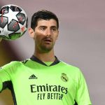 Không được FIFA lẫn UEFA đề cử, Courtois nói rõ lý do