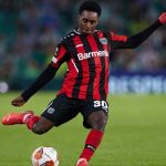 Koeman chê mục tiêu Man Utd không biết phòng ngự