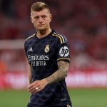 Kroos giải nghệ, sao Barca gửi thông điệp