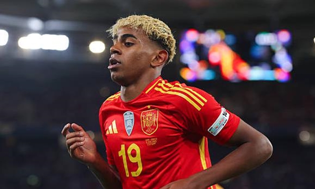 Lamine Yamal “chắp cánh” cho tham vọng của Tây Ban Nha