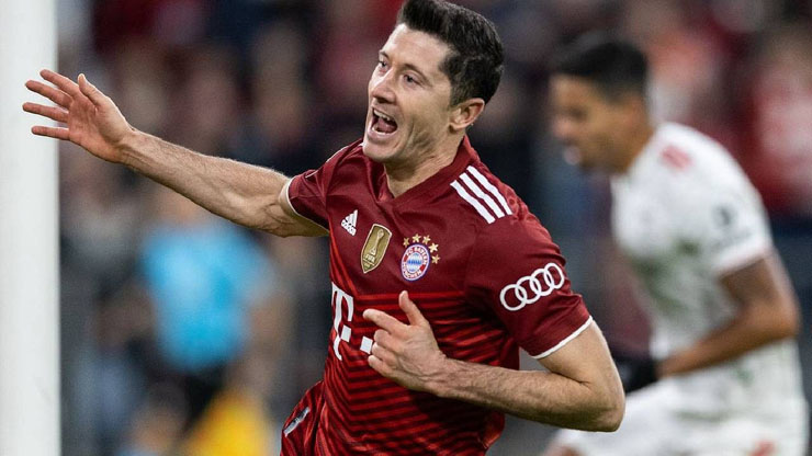 Lewandowski: “Chúng tôi là con người, không phải máy móc”