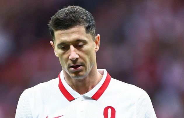Lewandowski từ giã ĐT Ba Lan, đợi huấn luyện viên bị sa thải