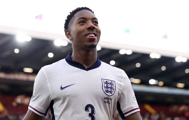 Lewis-Skelly trở về Arsenal sớm hơn dự kiến