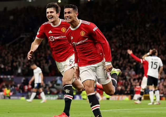 Maguire: “Một trong những cầu thủ bóng đá vĩ đại nhất”