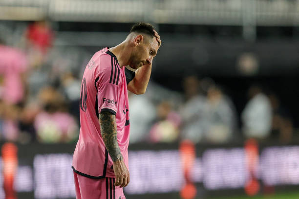 Màn tái xuất thất vọng của Messi