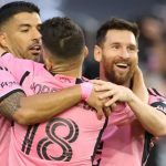 Màn trình diễn 10/10 của Luis Suarez