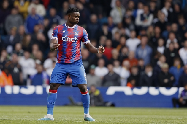 Marc Guehi, Levi Colwill và Lewis Dunk: Ai nên đá cặp cùng John Stones ở đội tuyển Anh?