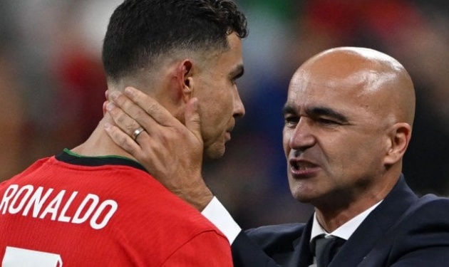 Martinez: “Ronaldo 40 tuổi vẫn khát khao trở thành số một”