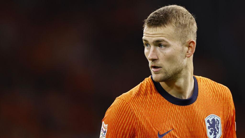 Matthijs de Ligt: Nạn nhân của một hàng thủ xa xỉ