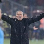 May cho Houssem Aouar, Mourinho không phải Guardiola