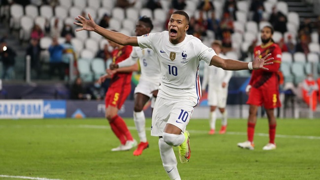 Mbappe và màn trình diễn thiên tài đập tan chỉ trích