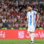 Messi bị chấm điểm 5 cùng Enzo Fernandez; Garnacho – Mac Allister còn tệ hơn