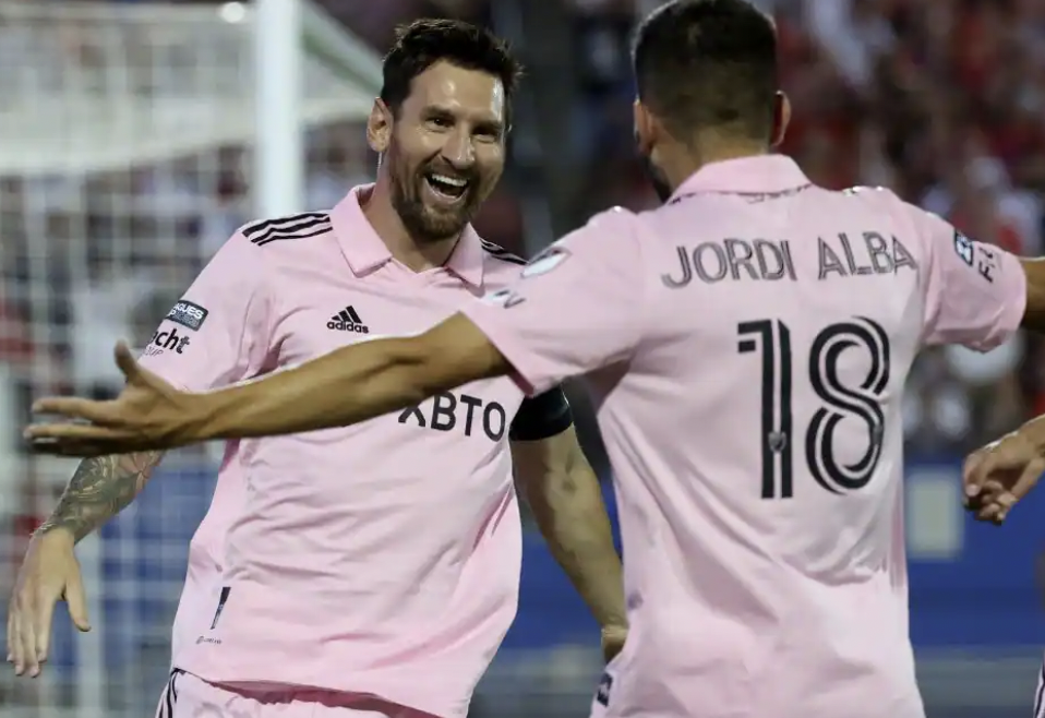 Messi bỏ ngỏ ra sân, Inter Miami lo sốt vó