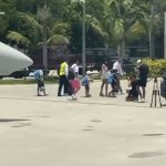 Messi cùng vợ con đến Mỹ, tuyên bố nóng khiến Beckham mát lòng