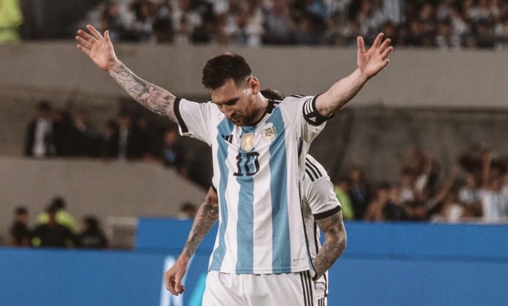 Messi ghi siêu phẩm, Argentina khởi đầu VL World Cup 2026 thuận lợi