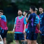 Messi hướng đến 2 cột mốc ghi bàn khủng