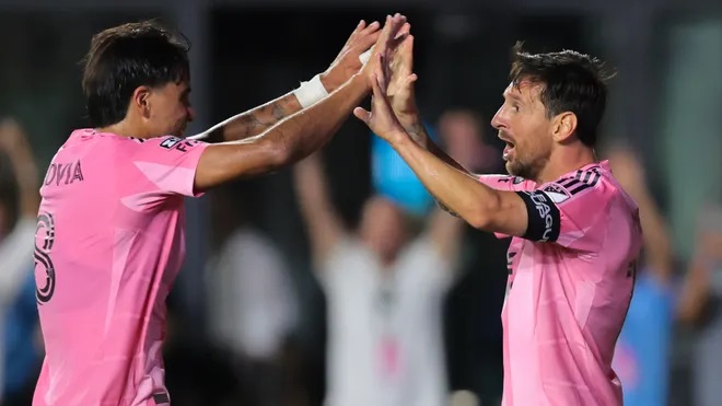 Messi tỏa sáng với cú đúp kiến tạo, Inter Miami thắng nghẹt thở phút 90+5