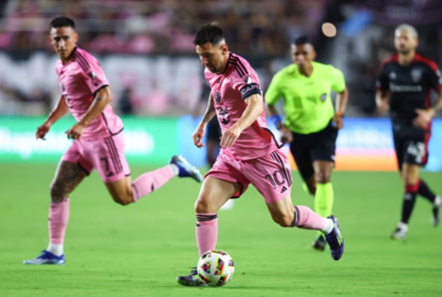 Messi trở lại, Miami thắng nghẹt thở