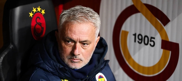 Mourinho chỉ trích HLV trẻ: Thiếu đam mê và tận tụy với nghề