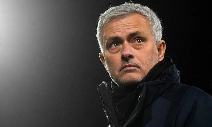 Mourinho: Đối thủ luôn có động lực đặc biệt khi gặp Benfica