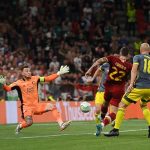 Mourinho viết sử với AS Roma