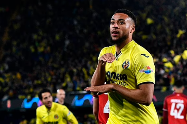 Mục tiêu của Man United thần tượng Ronaldo